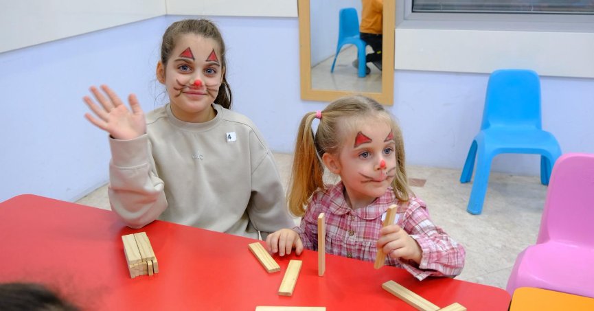 Büyükakın: “Kadınlar, hayatın  merkezinde yer alıyor”