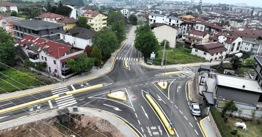 Başiskele’de modern kavşak hizmete açıldı