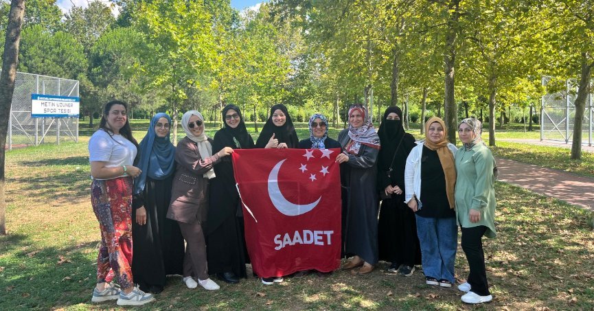 Gölcük Kadın Gençlik Kolları'ndan Piknikli Divan Toplantısı