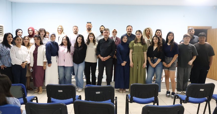 Beyaz Kalpler’de mezuniyet heyecanı