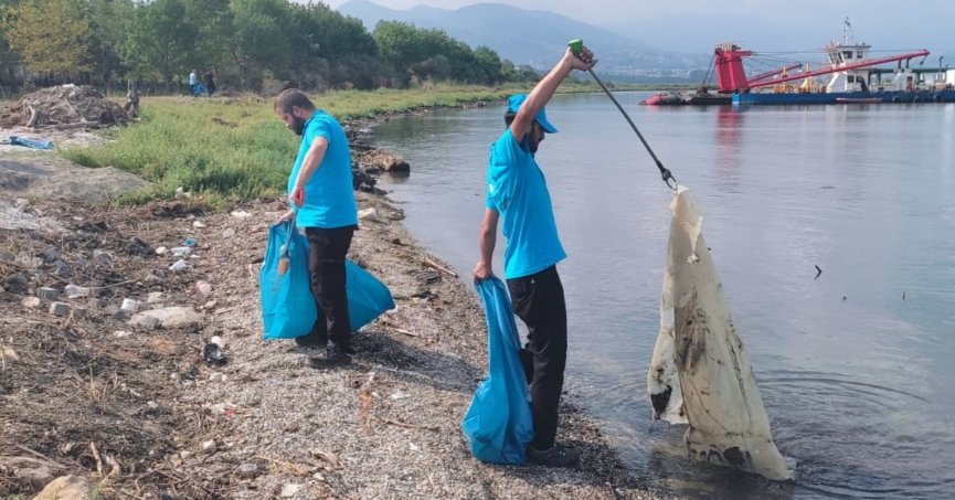 Kocaeli’nin kıyı şeritleri 10 ton atıktan arındırıldı