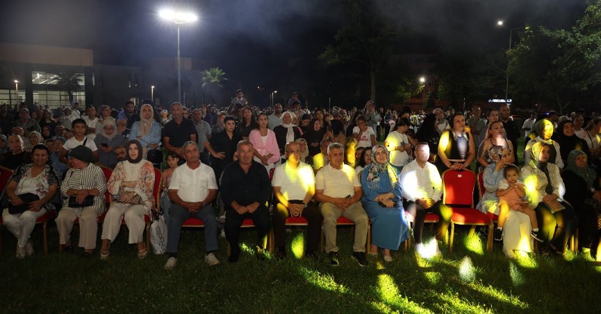 Kandıra’da Karadeniz rüzgârı coşkuyla esti