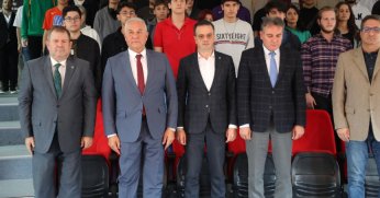 Karamürsel’de başkan yardımcısı aday adayı!