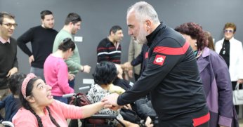 Başkan Yıldırım, Özel Çocukların Yüzünü Güldürdü