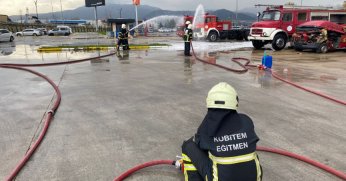 Acil durum ekiplerine Büyükşehir İtfaiyesinden eğitim