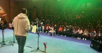 ÇOCUKLARIMIZIN GELECEĞİ İÇİN ÇALIŞIYORUZ 