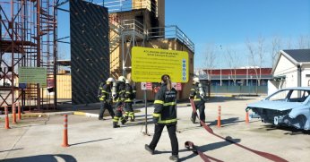 Büyükşehir İtfaiyesi’nden tersane personeline eğitim