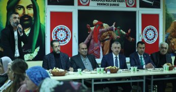 Başkan Büyükakın canlarla iftar yaptı