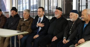 Başkan Tutuş'a Yeşilova'da sevgi seli