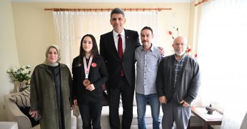 Başkan Kocaman, “İşte benim kızım”