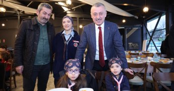 Büyükakın: Yeni nesilleri yetiştirenler sizlersiniz