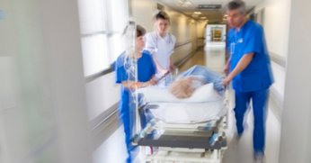 KALDIĞI İŞYERİNDE YANARAK CAN VERDİ