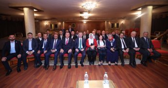 “Hizmetlerimizde muhtarlarımızın imzası var”