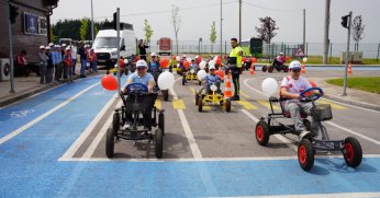 Çocuklar trafik konusunda bilinçleniyor