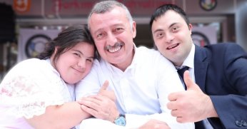 ‘’Sevemeyen bir kalpten daha engelli ne olabilir’’