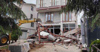 KARTEPE’DE KAÇAK YAPILAŞMAYA GEÇİT YOK