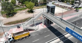 D-100 üzerindeki yaya üstgeçidi tamamlandı