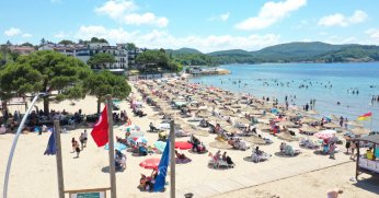 Mavi Bayraklı plajda denize girme keyfini kaçırmayın