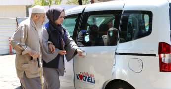 Nazmi amcanın en büyük desteği Geniş Ailem