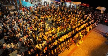 ACININ 25. YILINDA GÖLCÜK DEPREMİ ŞEHİTLERİ DUALARLA ANILDI