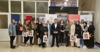 Kadın Girişimciler Yapay Zeka Eğitimi ile Güçleniyor