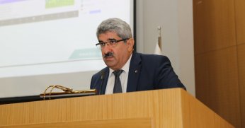 Rekortmen ihracatçılarımızı tebrik ederim