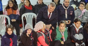 BAŞKAN SEZER İZCİLERLE BİR ARAYA GELDİ