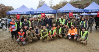 GÖLCÜK’TE ATV YARIŞLARI NEFESLERİ KESTİ