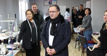 Başkan Gökçe’den Kursiyerlere  Makine ve Teçhizat Desteği