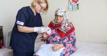 2024’te 85 bin kez evde bakım hizmeti verildi