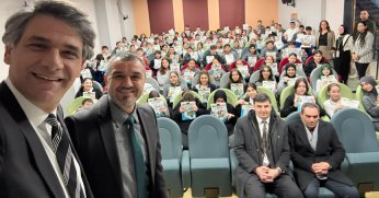 KARTEPE’DE 3.047 ÖĞRENCİYE SINAV DESTEĞİ