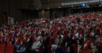 “GENÇLERE BİR DURUŞ KAZANDIRMALIYIZ”