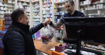 Büyükşehir’den nöbetçi eczacılara sahurluk ikramı