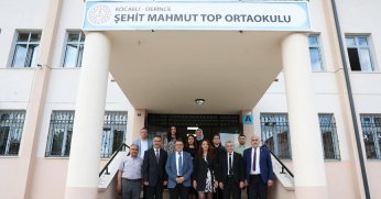Şehit Mahmut Top Ortaokulu’nda Sanat Şöleni