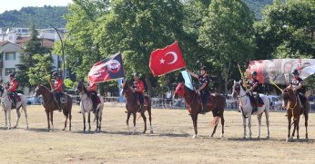 Büyükakın: Atın üstündeki Türk değilse yüktür
