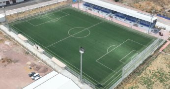 Gençler için bir futbol sahası da Alikahya’ya