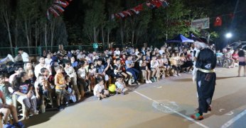 Minik Kalplerin Eşsiz Neşesi