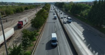 Tır parkı hem trafiği hem sürücüleri rahatlattı