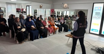 Narkotik polisinden annelere eğitim