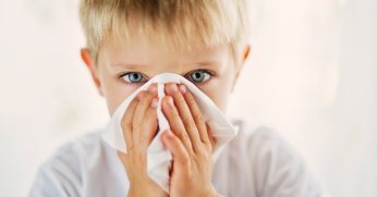 Çocuklarda Burun Akıntısı Basit Bir Nezle Olmayabilir! 