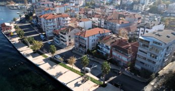 Gölcük Halıdere sahilinde üstyapı sil baştan