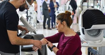 YAPAY ZEKA DESTEKLİ ZAYIFLAMA ROBOTU TÜRKİYE’DE İLK KEZ TANITILACAK