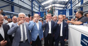 BÜYÜKAKIN: “SADECE HİZMET EDİYORUZ”