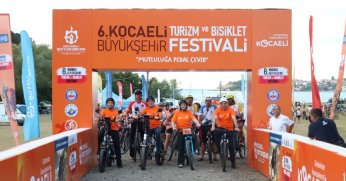 KOBİS, FESTİVAL YOLCULUĞUNA EŞLİK ETTİ