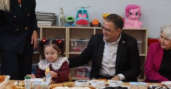 Başkan Gökçe, Eğitimin ve Öğrencilerin Yanında