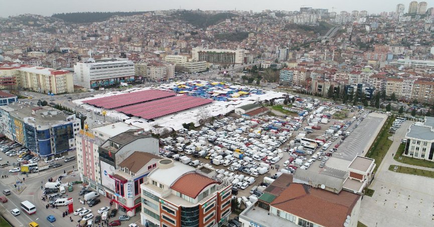 “DÜNYANIN TÜM MEYDANLARI TAŞTIR”
