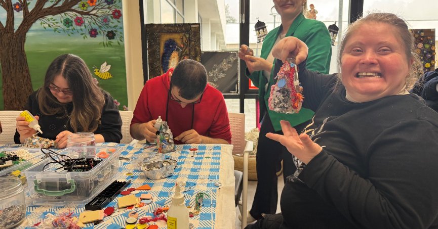 Cam atıklar, Gonca’da sanata dönüştü