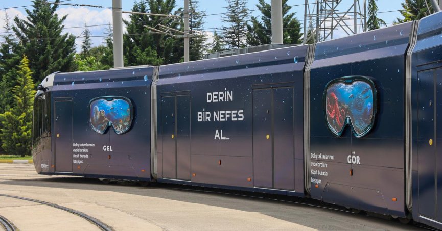 Kocaeli’de tramvaylar su altı dünyasına dönüştü