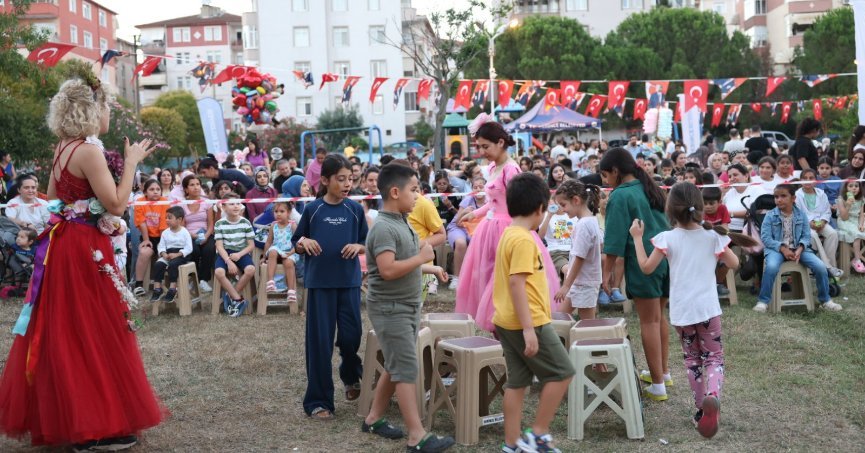 Çocuklar ve Aileler Mahalle Şenliklerinde Buluşuyor