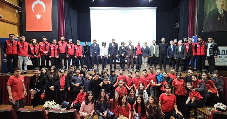 Afet Risklerinin Azaltılmasına Yönelik Önlemler Gölcük’te Anlatıldı